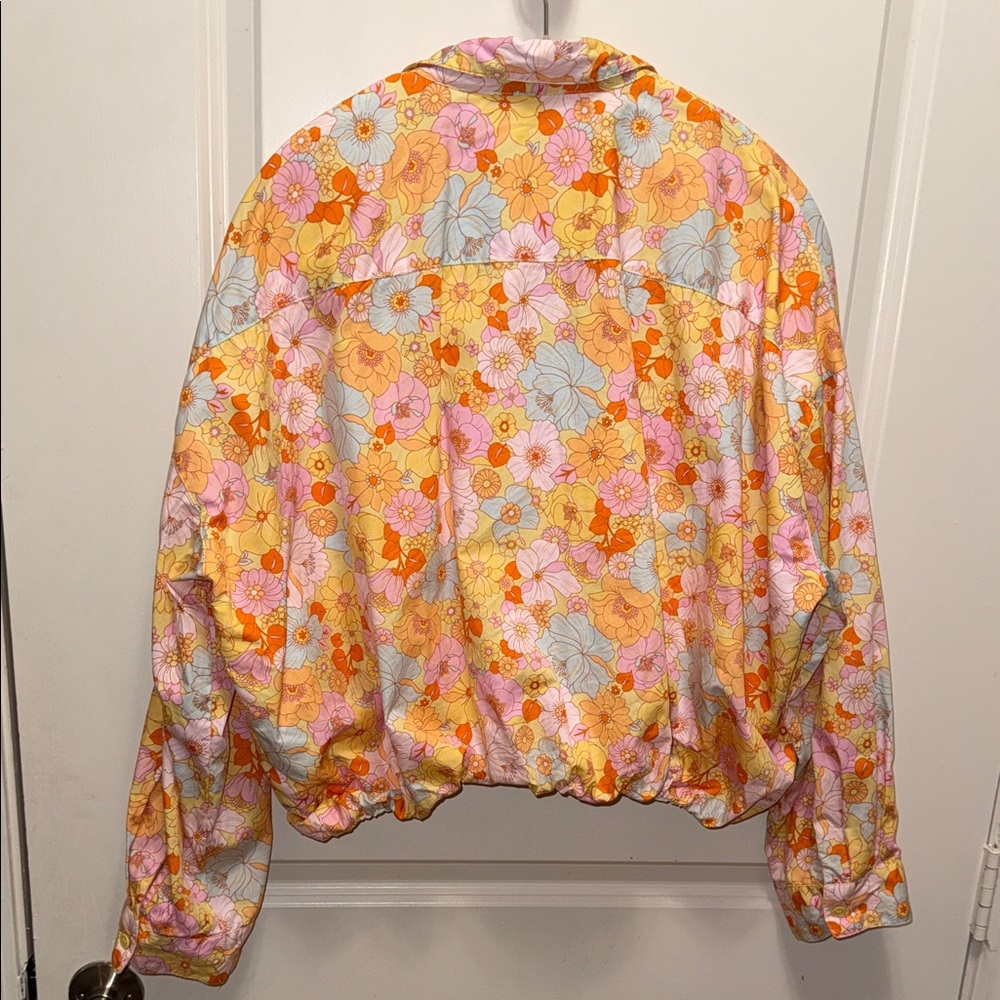 Karlie Multicolor Floral Top - Picture 9 of 11